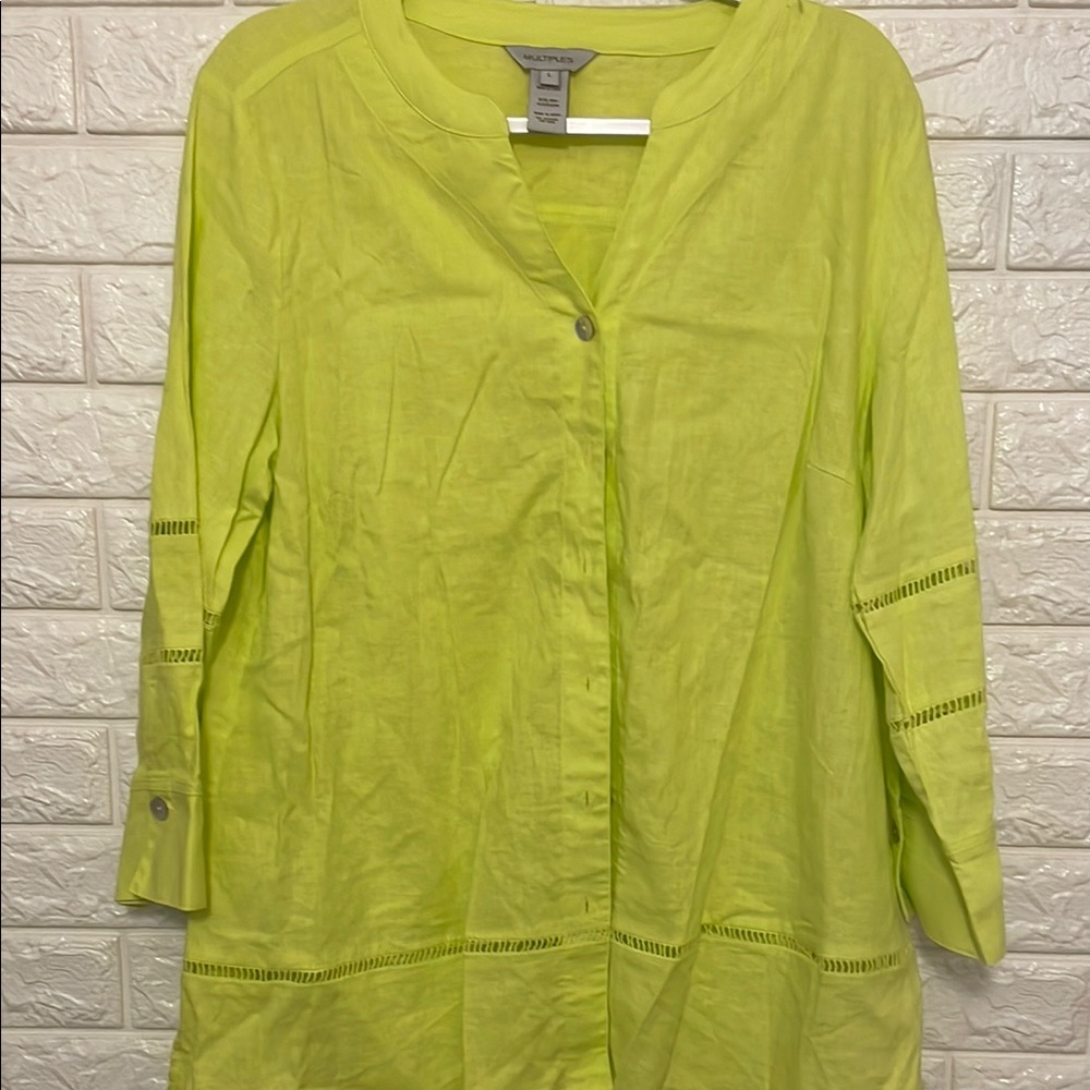 #038. Women's Lime Green Button-Up Tunic